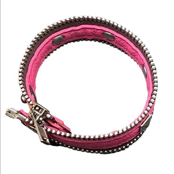 BCBGeneration Pink Leather silver studded cuff with zipper adjustable snap - Picture 10 of 10